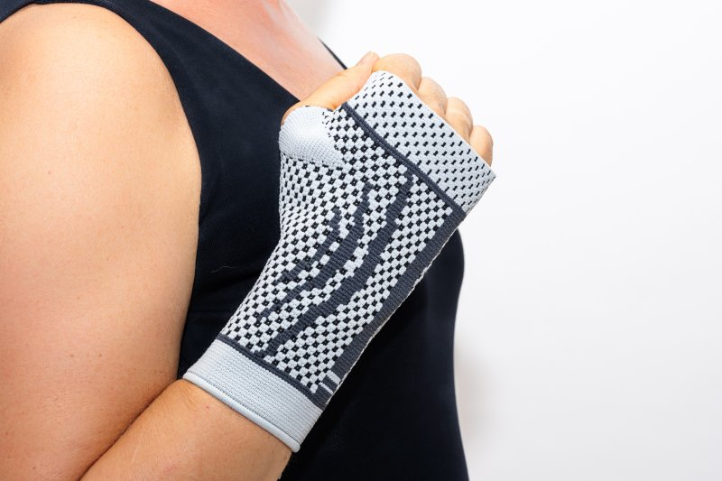 Handgelenkbandage Silikonverstärkung, stabil & bequem – AT53044