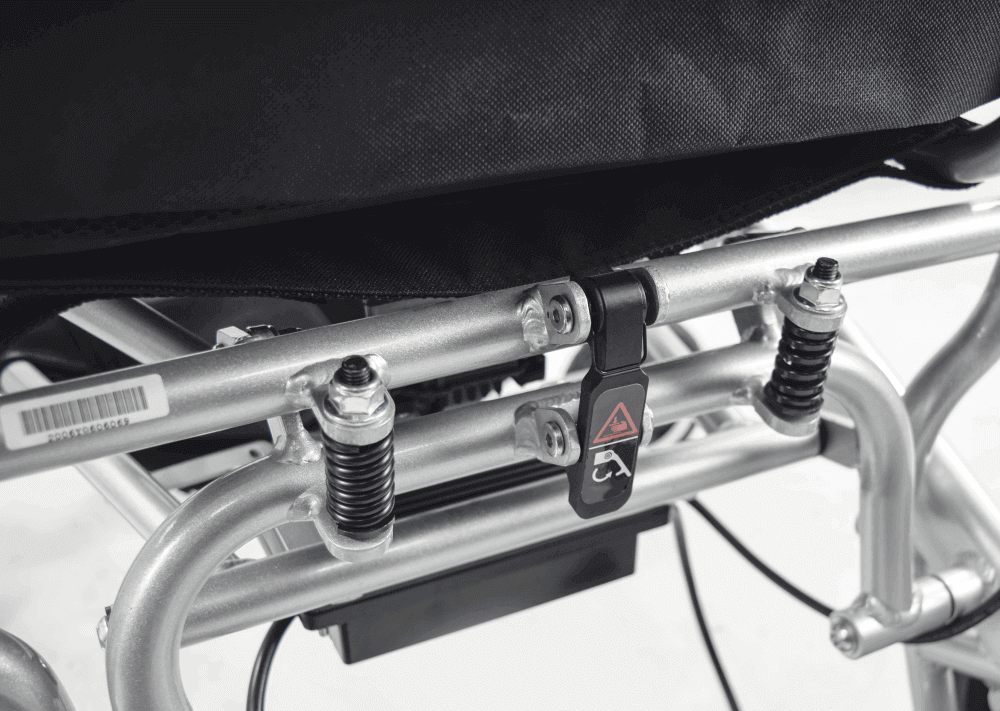 Faltbarer Elektrorollstuhl mit Joysticksteuerung – AT52305