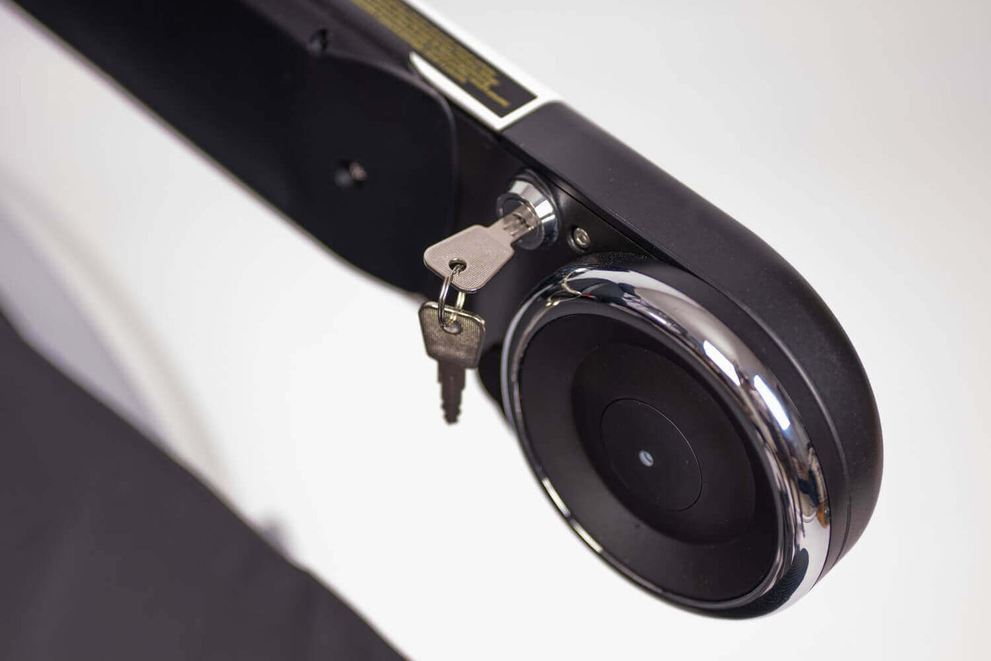 Faltbarer Elektrorollstuhl – 25 km Reichweite & App-Steuerung