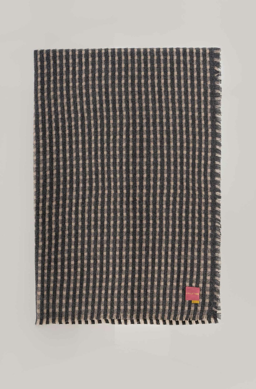 KUNA - Y05 Decke – Premium aus Baby-Alpaka & Seide