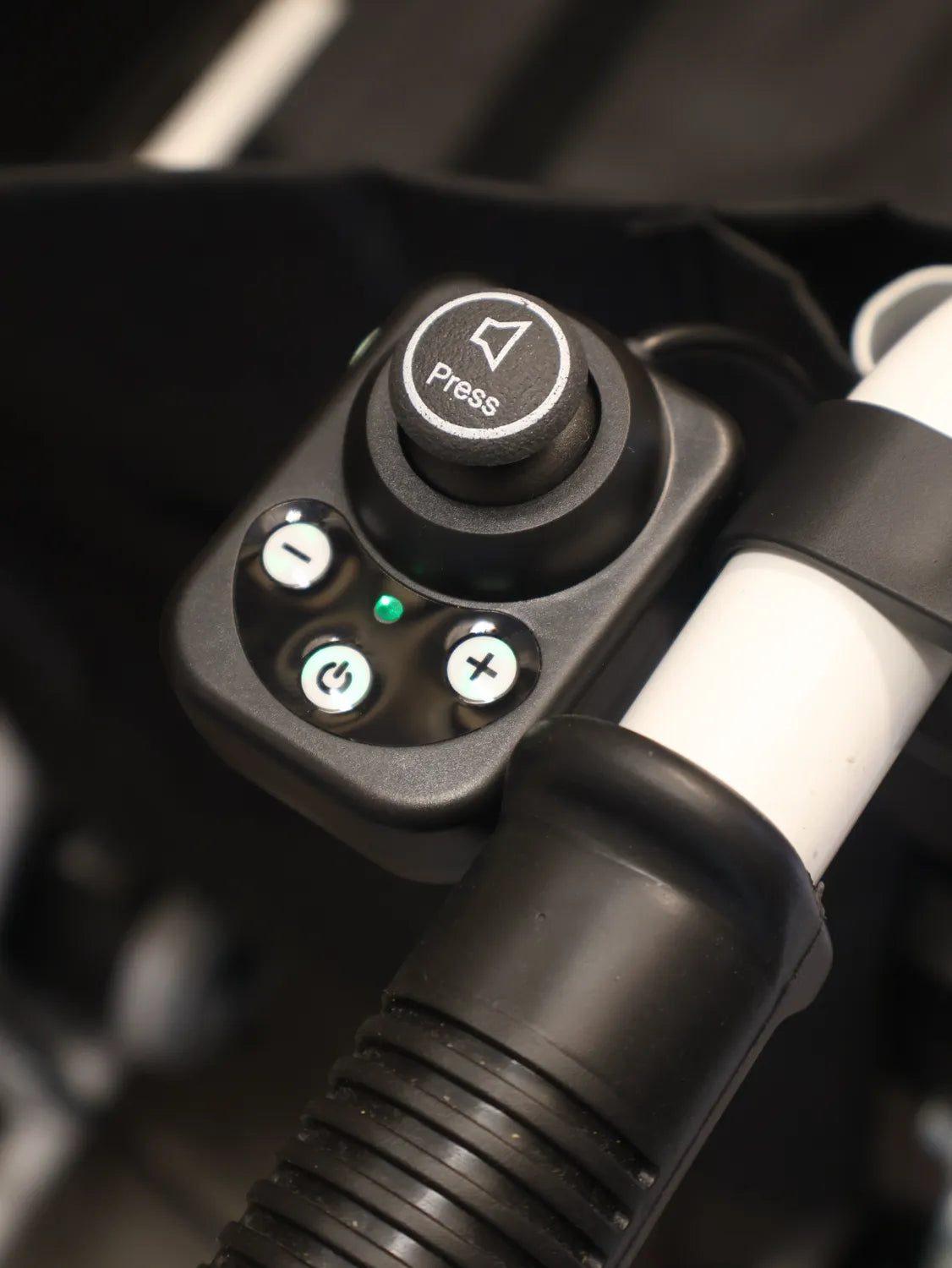 Antar Begleitsteuerung für E-Rollstuhl – Hecksteuerung XLR/USB