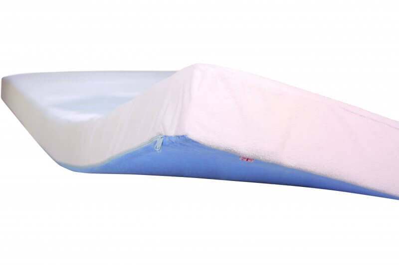 Anti- Dekubitus-Matratze mit Inkontinenzschutzbezug - 200x90x10