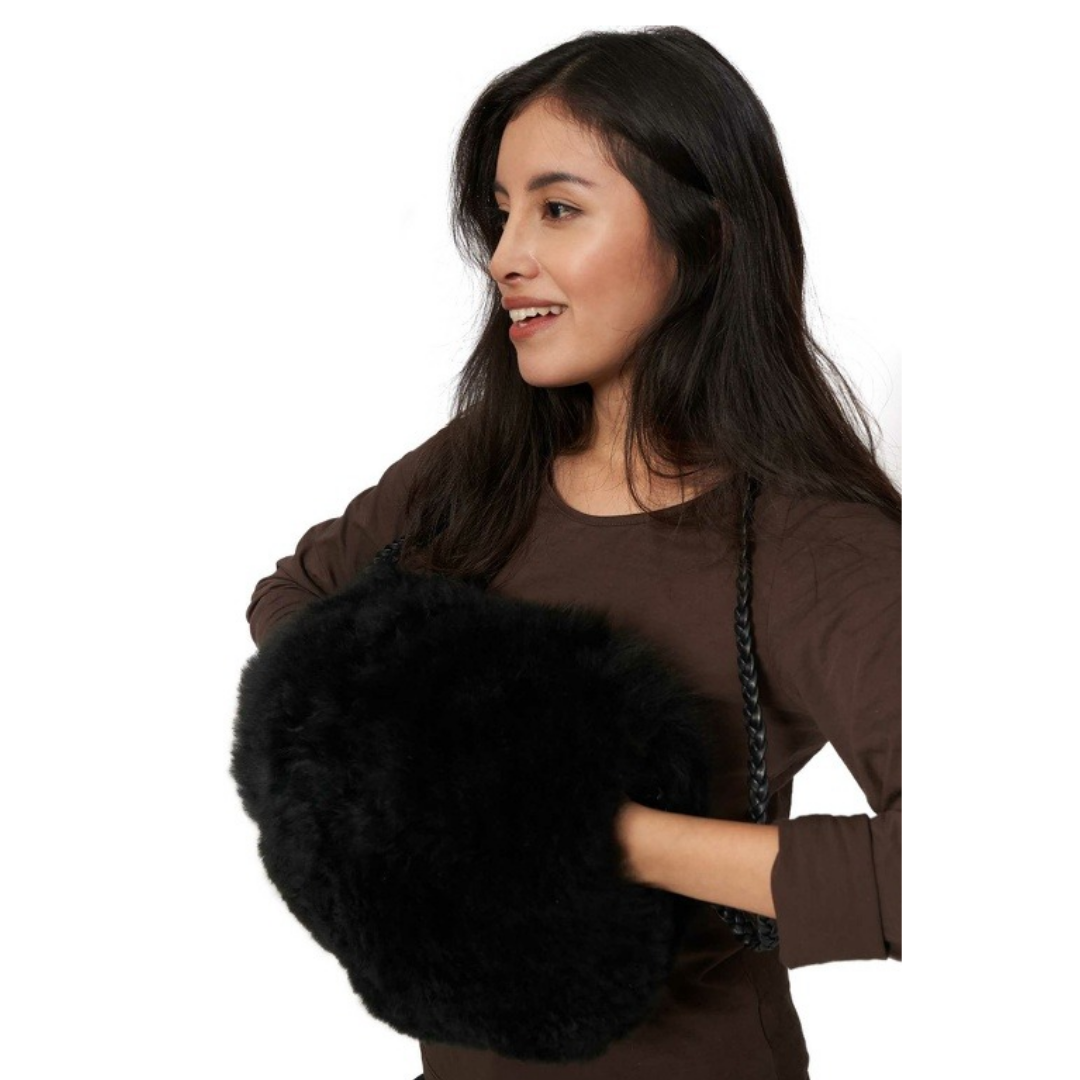 Apu Kuntur - Alpaka Muff – Luxus Handwärmer aus 100% Alpaka Fell