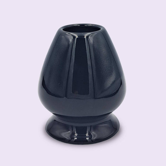 Matcha Besen Halter Kusenaoshi Schwarz aus Keramik