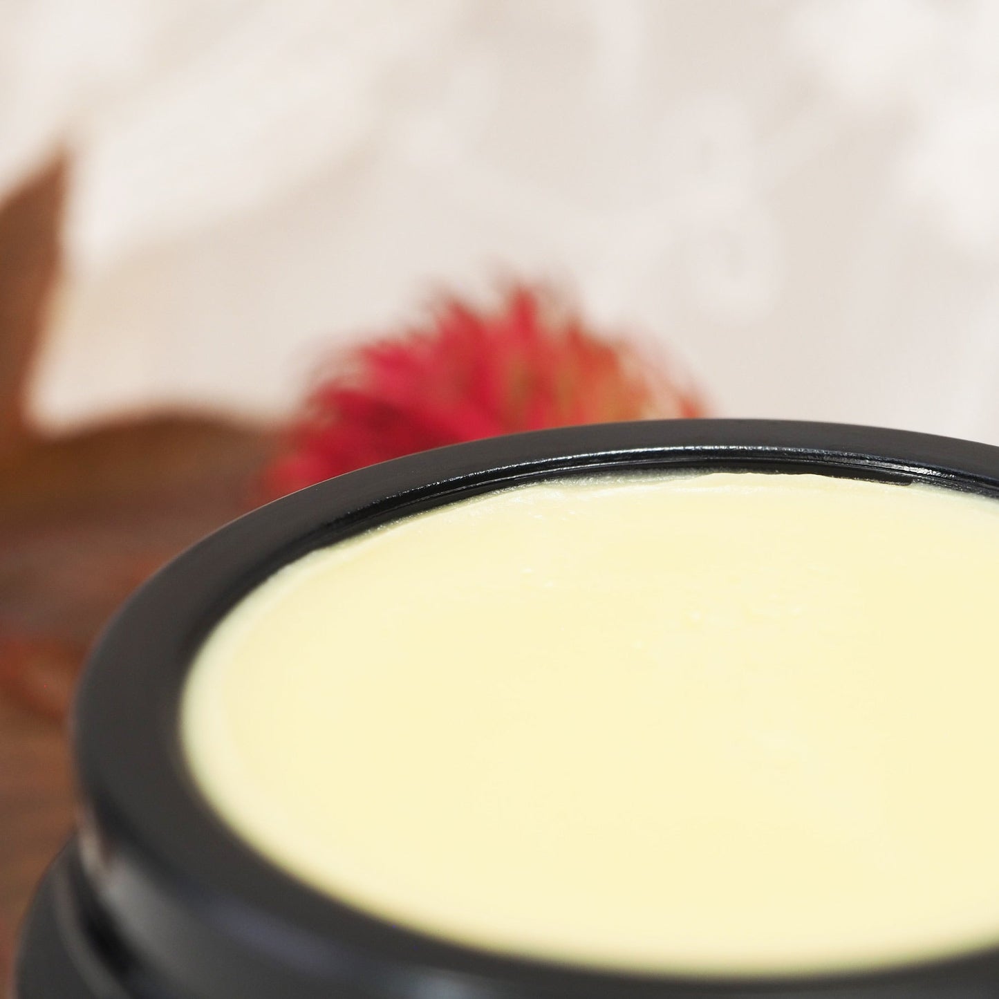 Neutral Creme