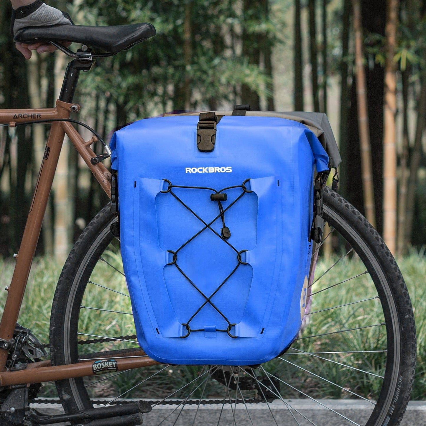 ROCKBROS Gepäckträgertasche 25L-32L 100 % wasserdicht mit Tragegriff