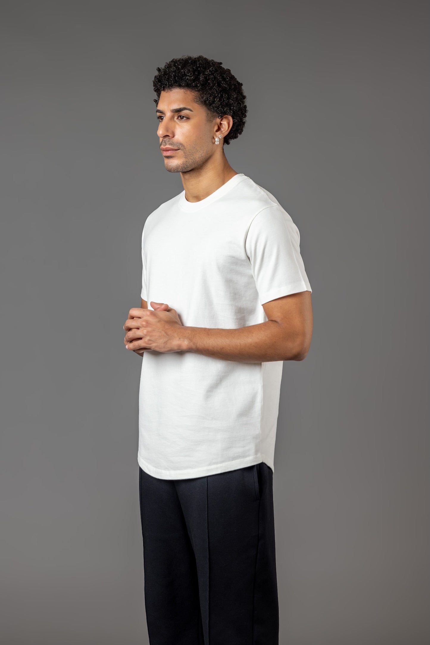 BASIC T-SHIRT RUNDER SAUM T25